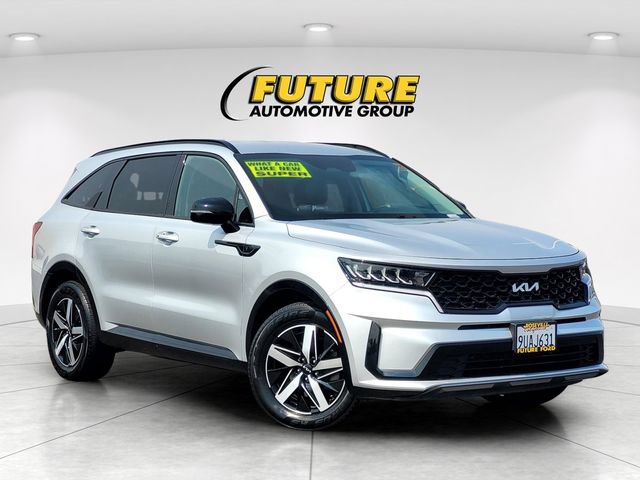 Used 2022 Kia Sorento S FWD image 1