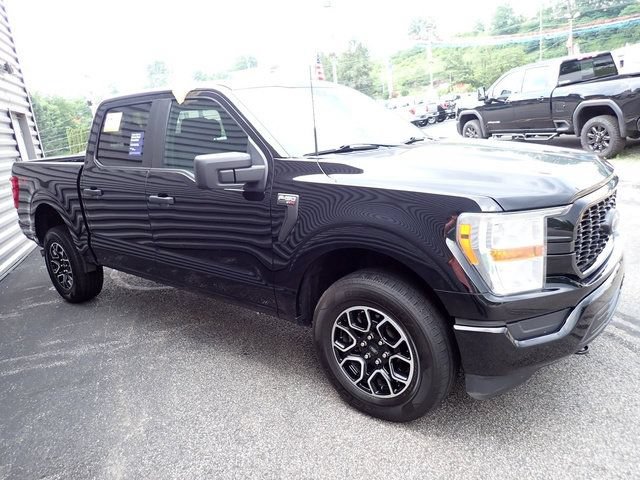 Certified 2022 Ford F150 XL w/ STX Appearance Package AWD/4WD image 11