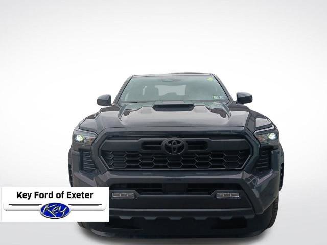 Used 2025 Toyota Tacoma TRD Sport image 4