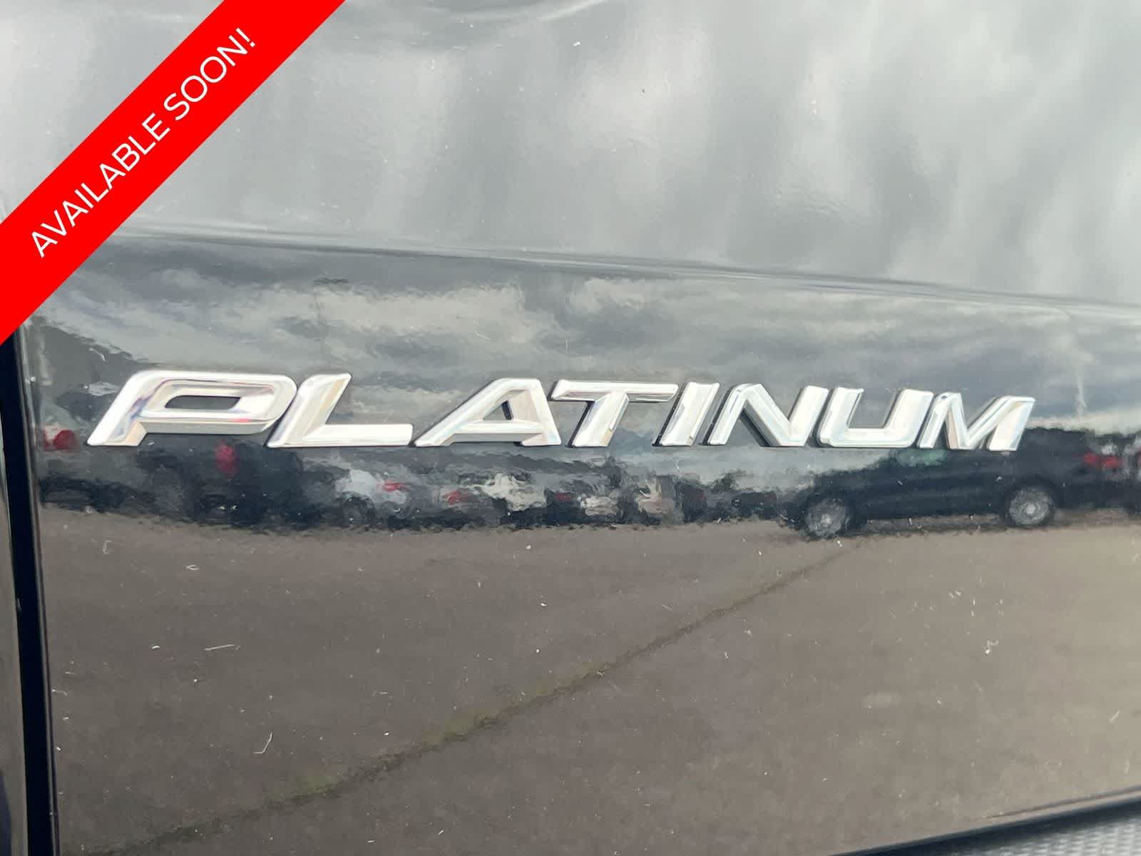 Certified 2023 Ford Escape Platinum w/ Premium Technology Package AWD/4WD image 13