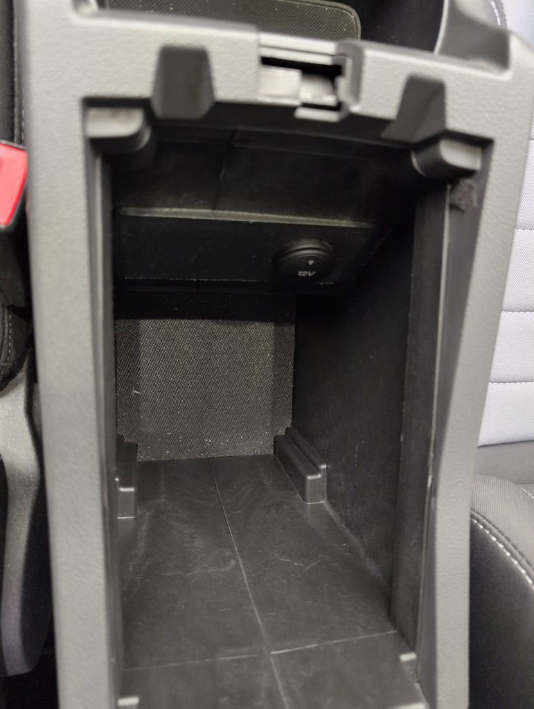 Certified 2018 Ford Escape S image 42