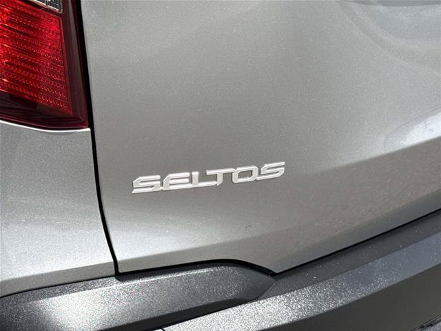 Used 2024 Kia Seltos LX AWD/4WD image 10