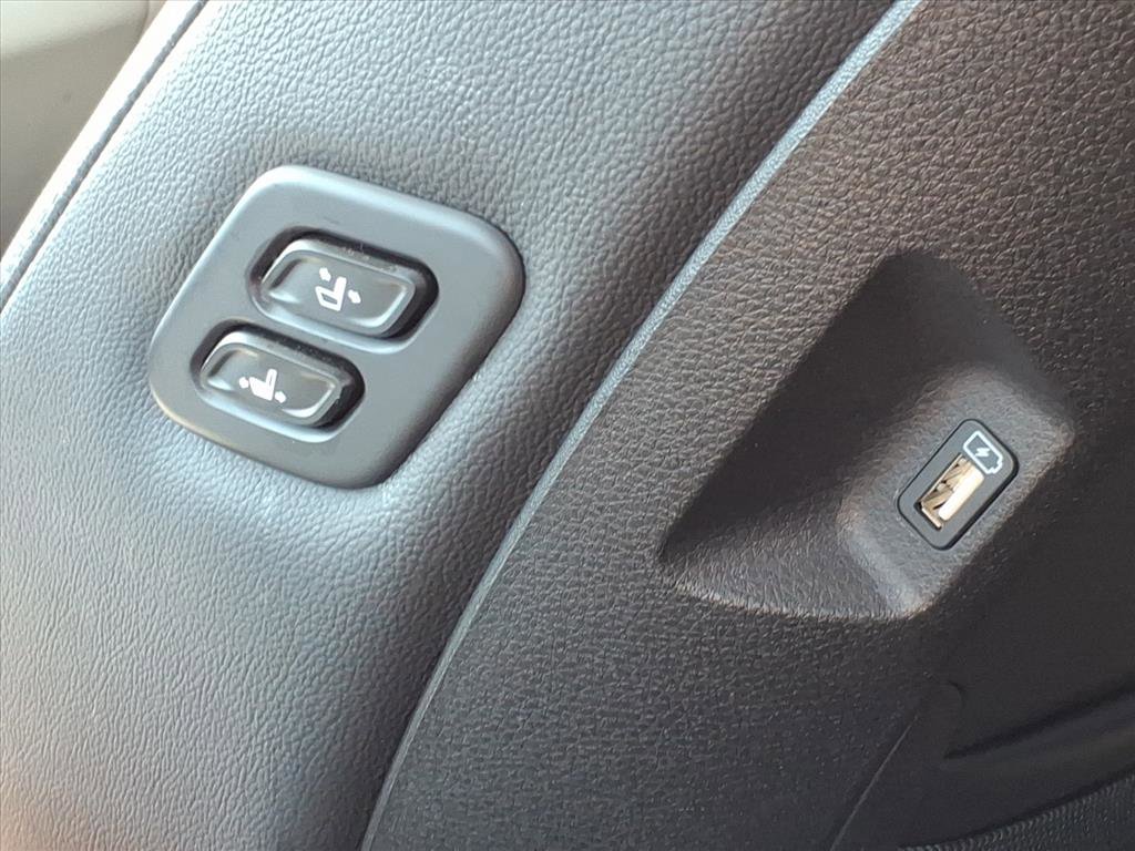 Used 2022 Kia Carnival SX Prestige image 20