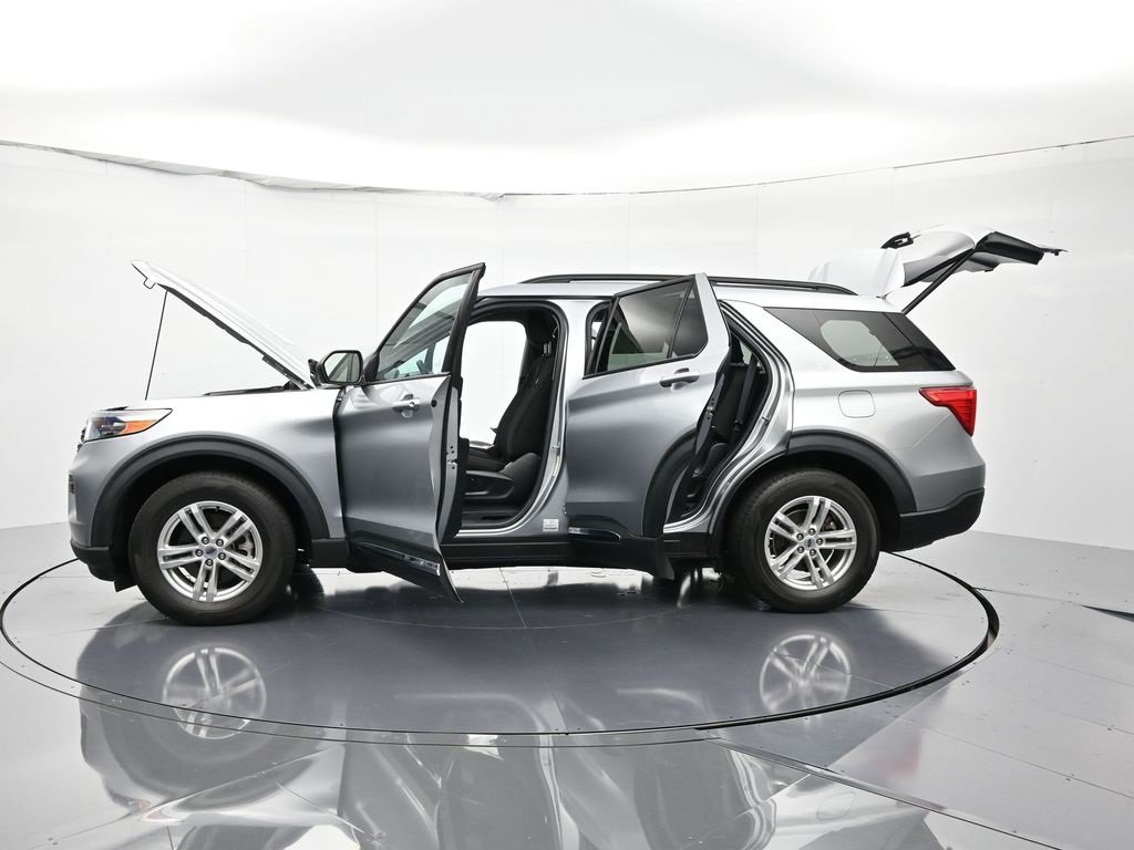 Certified 2022 Ford Explorer XLT image 64
