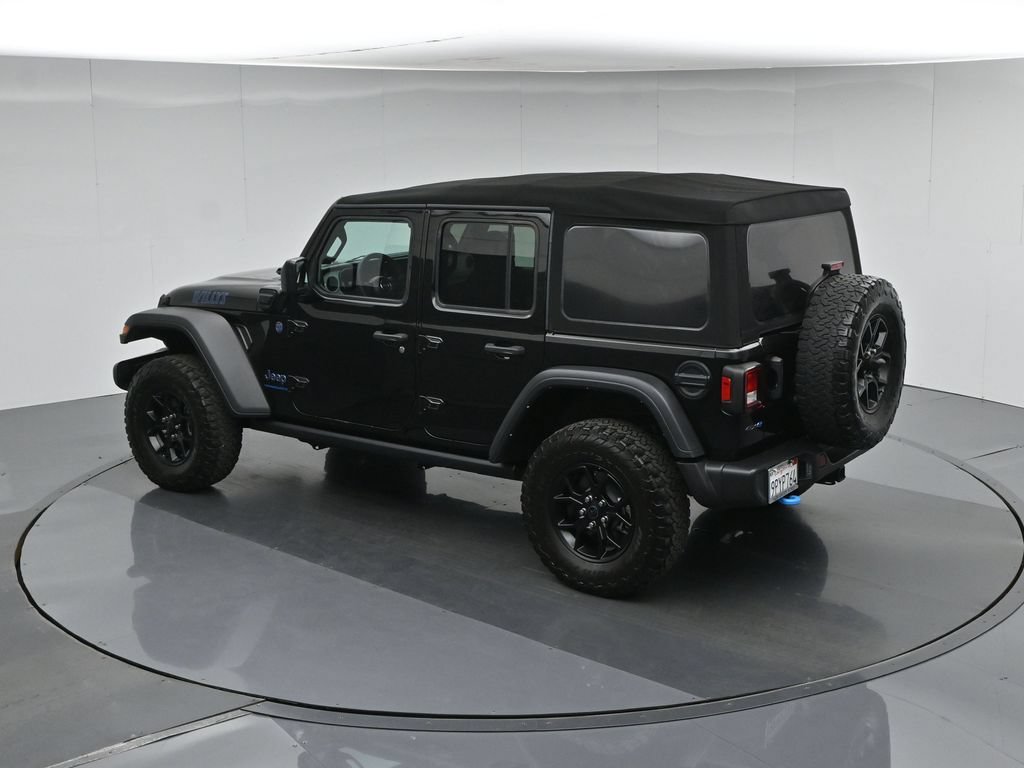Used 2024 Jeep Wrangler Unlimited AWD/4WD image 44