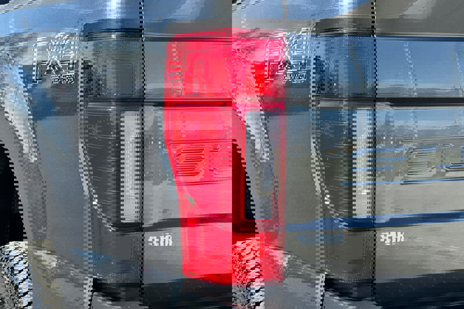 Certified 2020 Ford F250 Lariat image 26