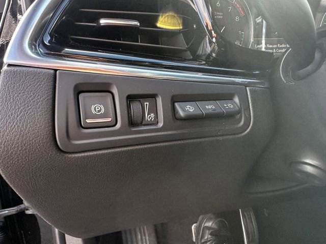 Used 2025 Cadillac XT6 Sport w/ Technology Package image 30