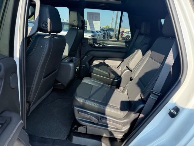 Used 2022 GMC Yukon Denali AWD/4WD image 9