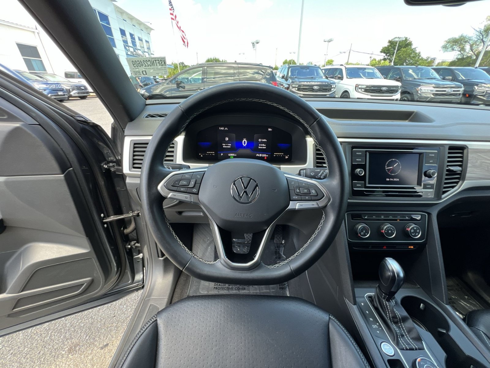 Used 2022 Volkswagen Atlas Cross Sport SE AWD/4WD image 24