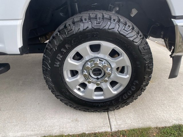 Certified 2024 Ford F250 XLT w/ Snow Plow Prep Package image 11