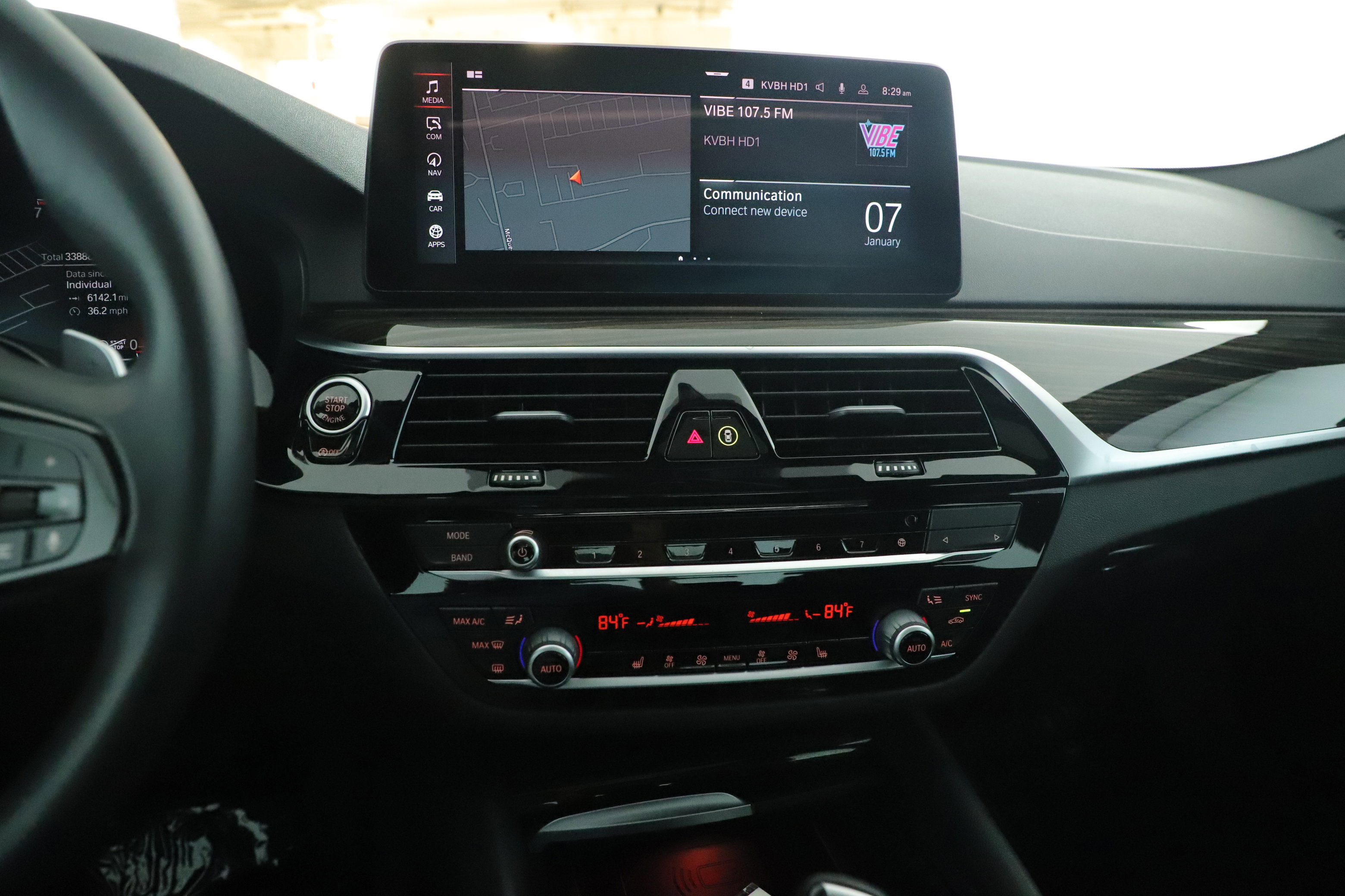 Used 2023 BMW 530i w/ Convenience Package image 12