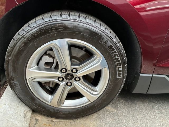 Certified 2023 Ford Edge SEL w/ Convenience Package AWD/4WD image 9