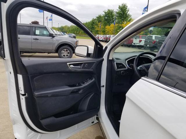Certified 2019 Ford Edge SEL FWD image 10