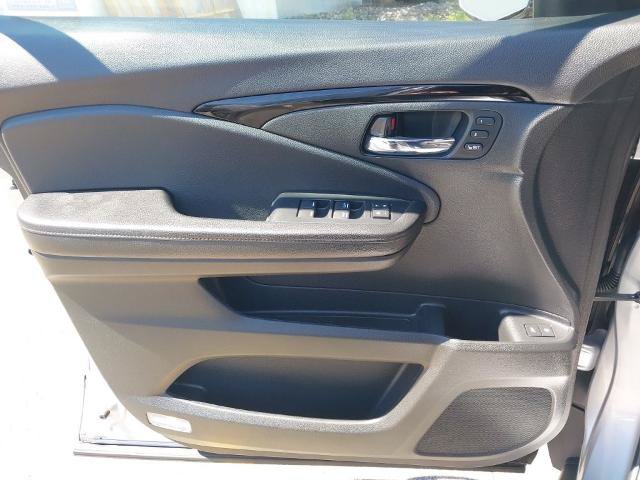 Used 2020 Honda Passport Elite image 16