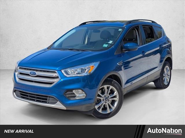 Certified 2017 Ford Escape SE w/ Equipment Group 201A image 1