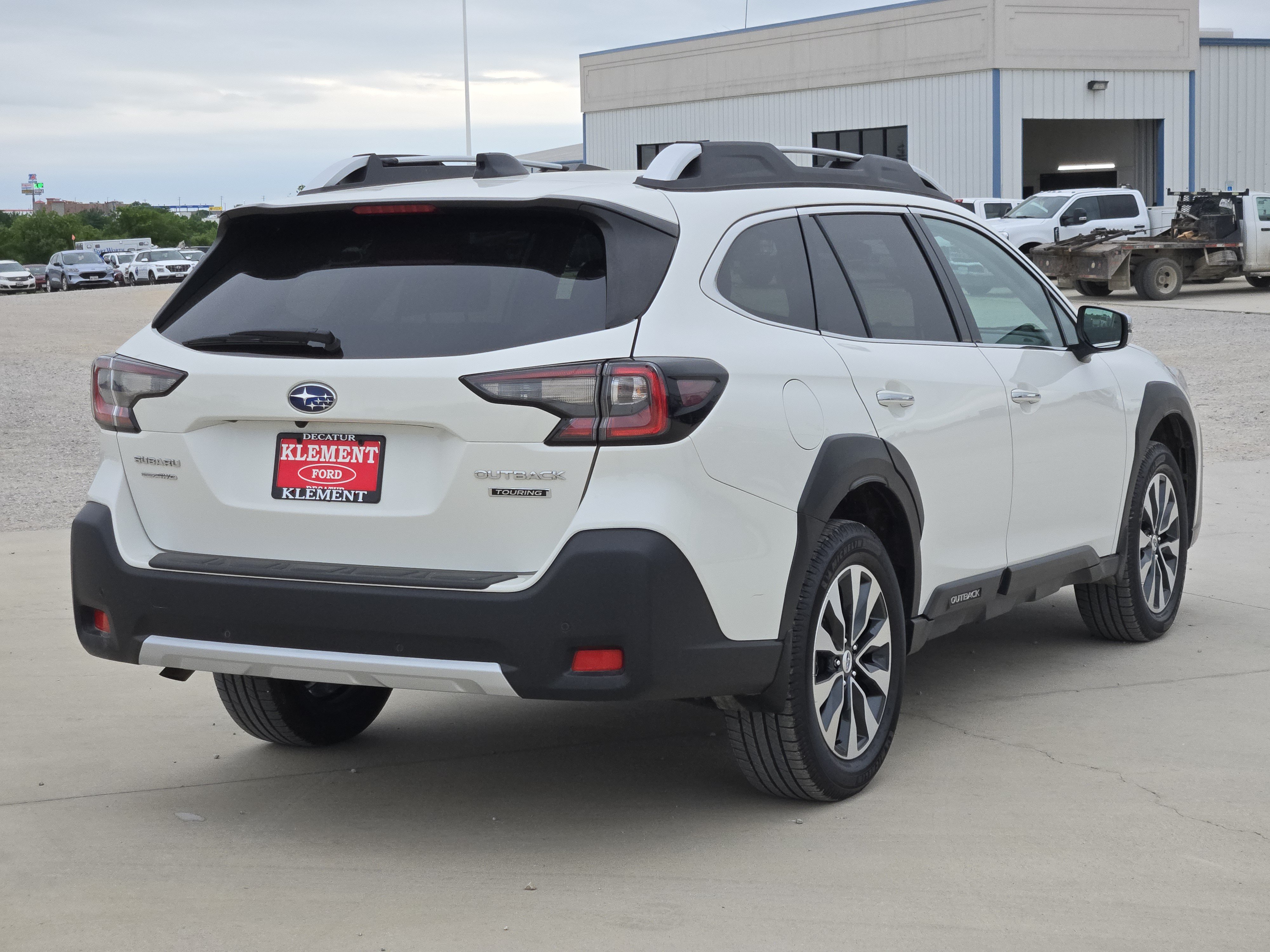 Used 2024 Subaru Outback Touring AWD/4WD image 7
