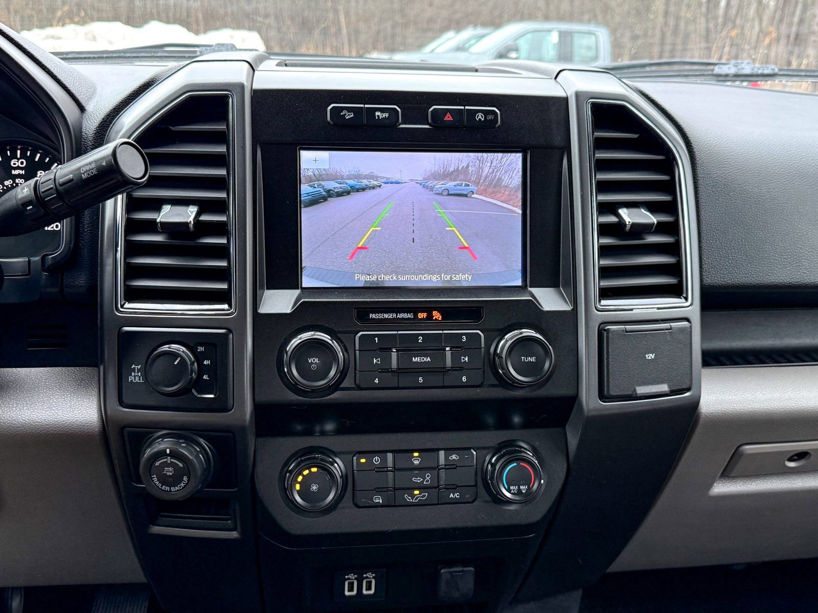 Certified 2020 Ford F150 XLT w/ Trailer Tow Package image 19