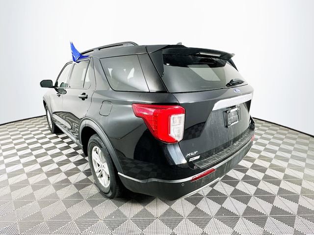 Certified 2023 Ford Explorer XLT w/ Equipment Group 202A image 9