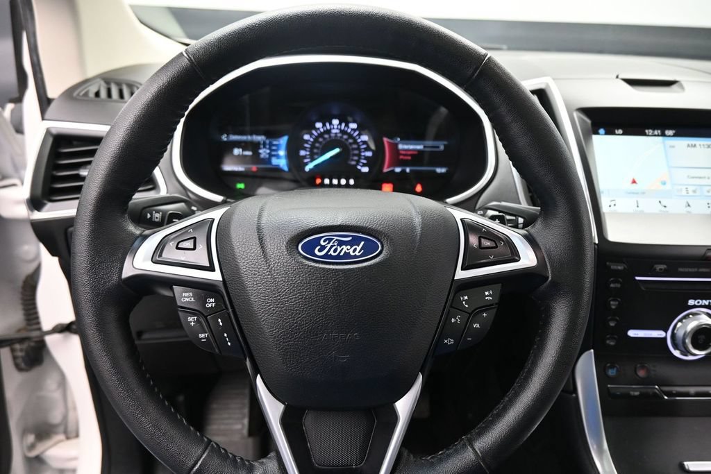 Certified 2018 Ford Edge Titanium w/ Equipment Group 302A AWD/4WD image 14