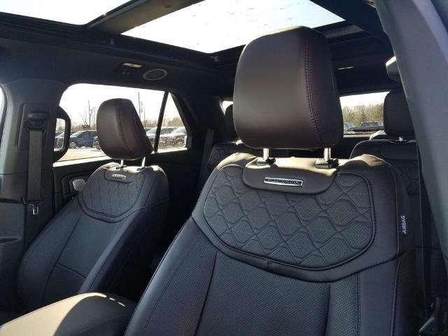 Certified 2025 Ford Explorer Platinum w/ Ultimate Package image 13