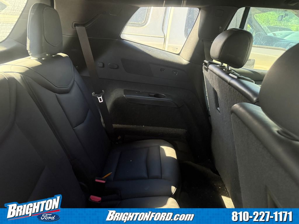 Used 2023 Cadillac XT6 Luxury AWD/4WD image 10