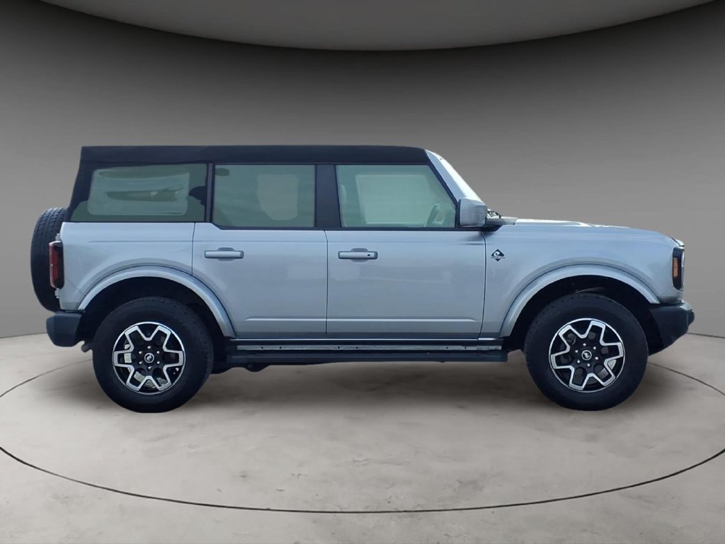 Certified 2023 Ford Bronco Outer Banks AWD/4WD image 9