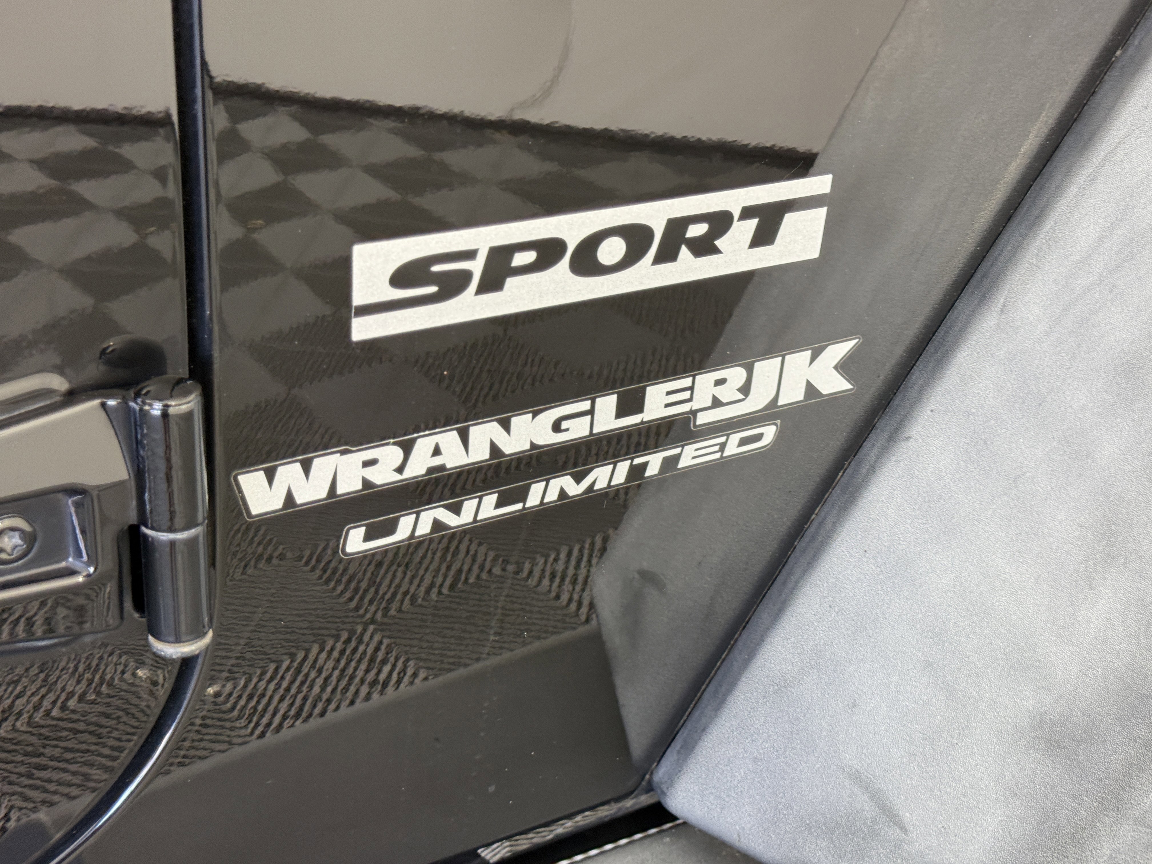 Used 2018 Jeep Wrangler Unlimited Sport S image 9