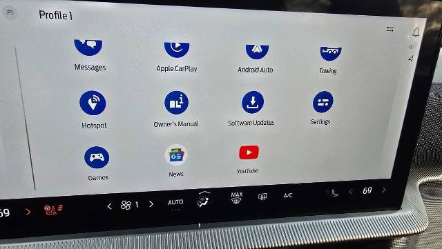 Certified 2025 Ford Explorer ST-Line w/ ST-Line Street Pack image 18