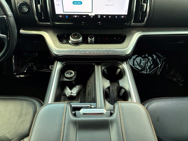 Certified 2025 Ford Expedition Tremor AWD/4WD image 11