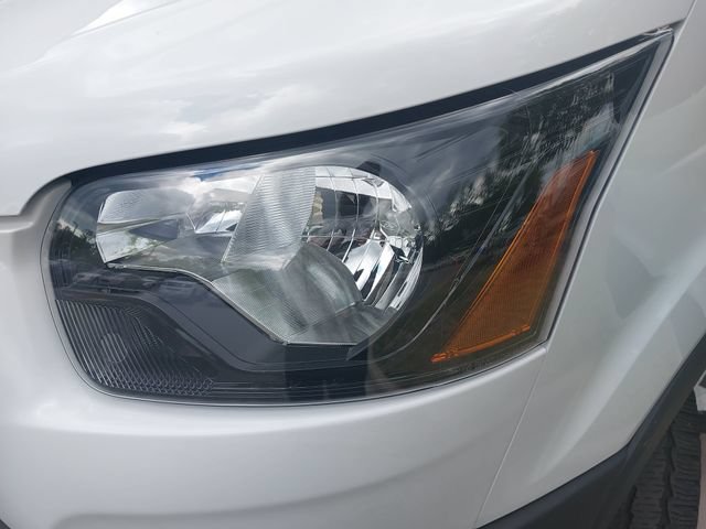 Certified 2025 Ford Transit 250 Low Roof w/ Exterior Upgrade Package RWD image 26