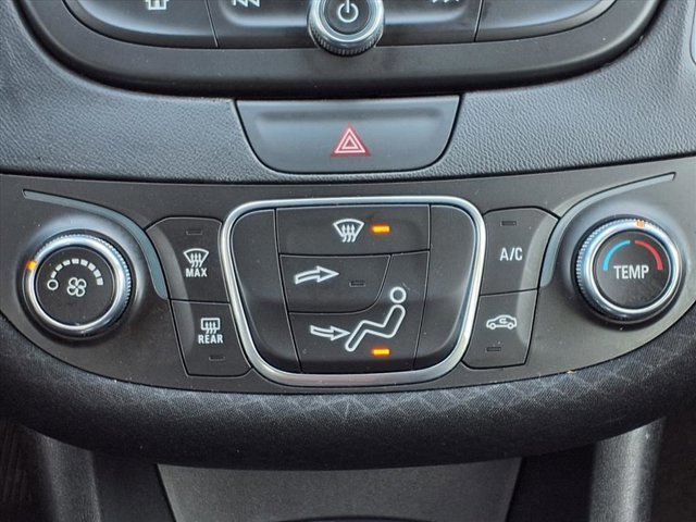 Used 2018 Chevrolet Malibu LT image 11