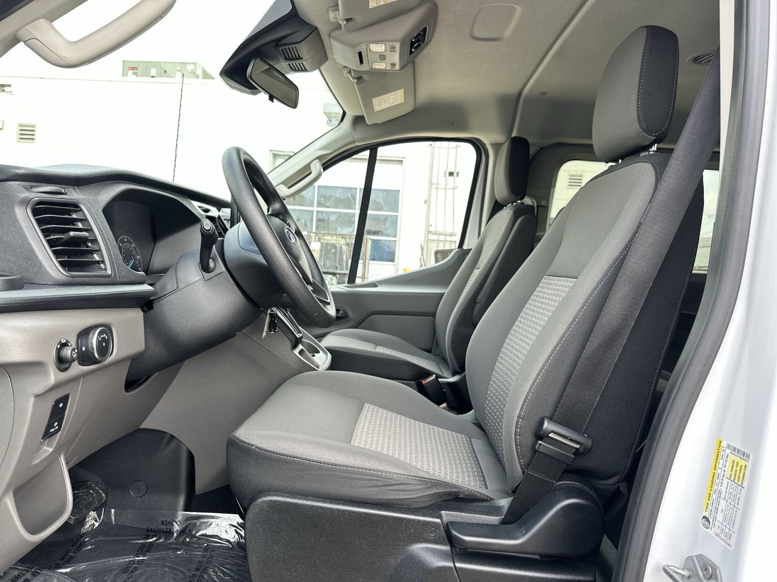 Certified 2025 Ford Transit 350 XLT RWD image 14