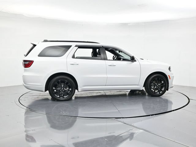 Used 2025 Dodge Durango GT w/ Blacktop Package RWD image 2