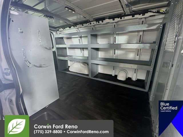 Used 2017 GMC Savana 2500 RWD image 27
