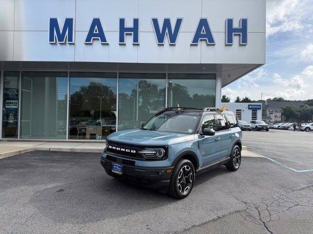 Certified 2023 Ford Bronco Sport Outer Banks w/ Tech Package AWD/4WD image 2
