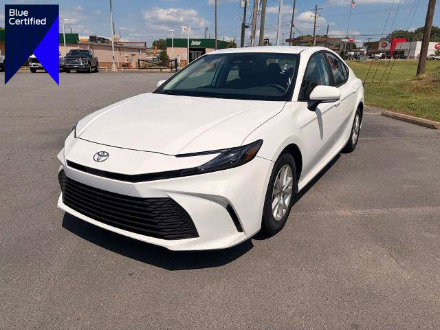 Used 2025 Toyota Camry LE FWD image 1