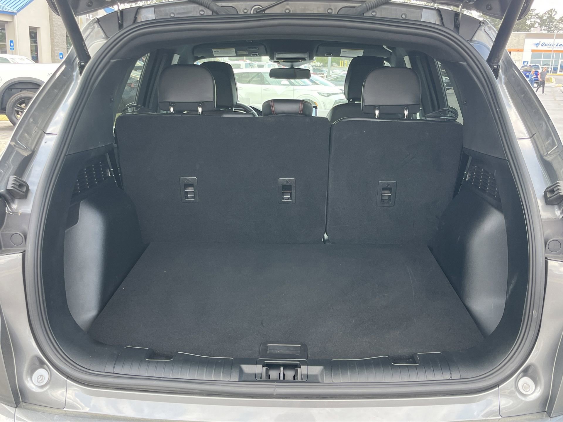 Certified 2025 Ford Escape ST-Line Elite w/ Premium Technology Package image 27