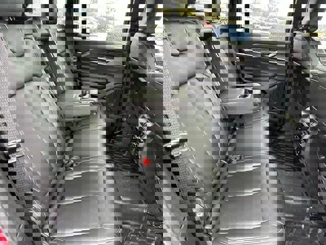 Used 2024 Jeep Grand Cherokee Limited w/ Black Appearance Package image 19