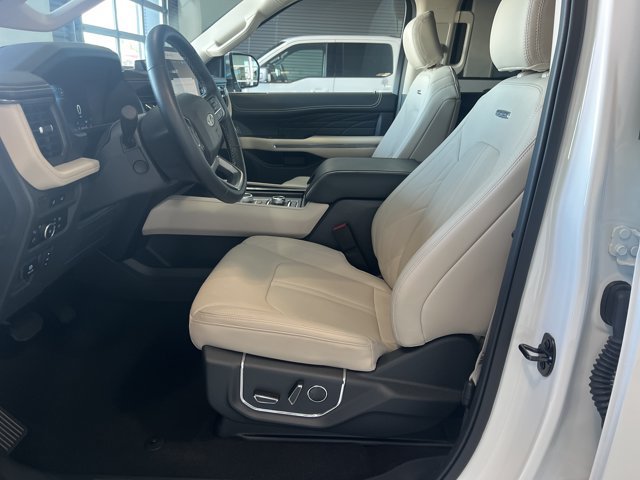 Certified 2023 Ford Expedition Platinum AWD/4WD image 10