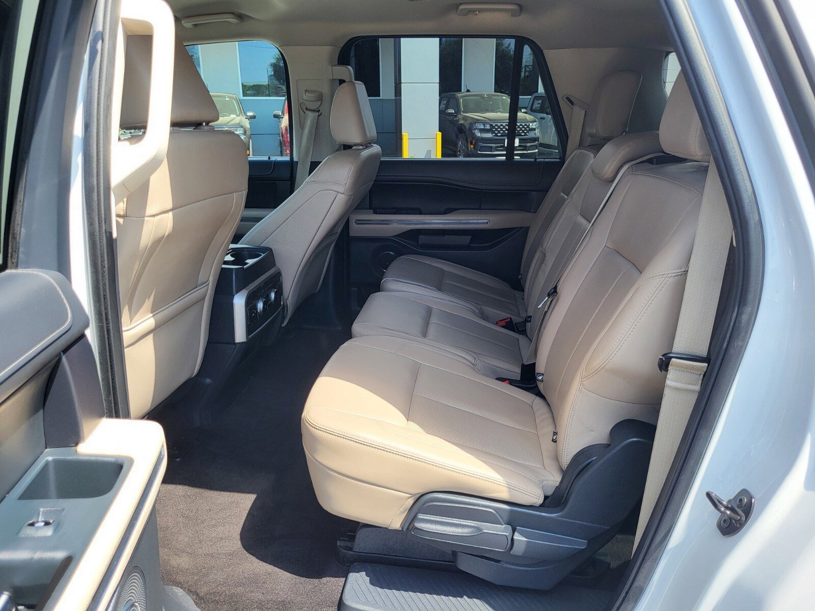 Certified 2023 Ford Expedition Max XLT image 17