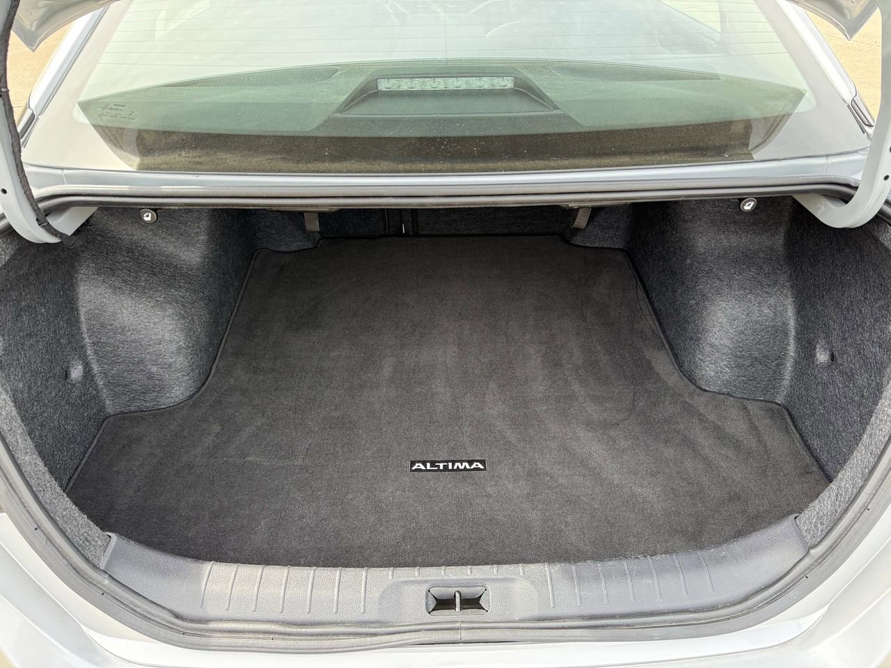 Used 2024 Nissan Altima 2.5 SR w/ SR Premium Package image 31