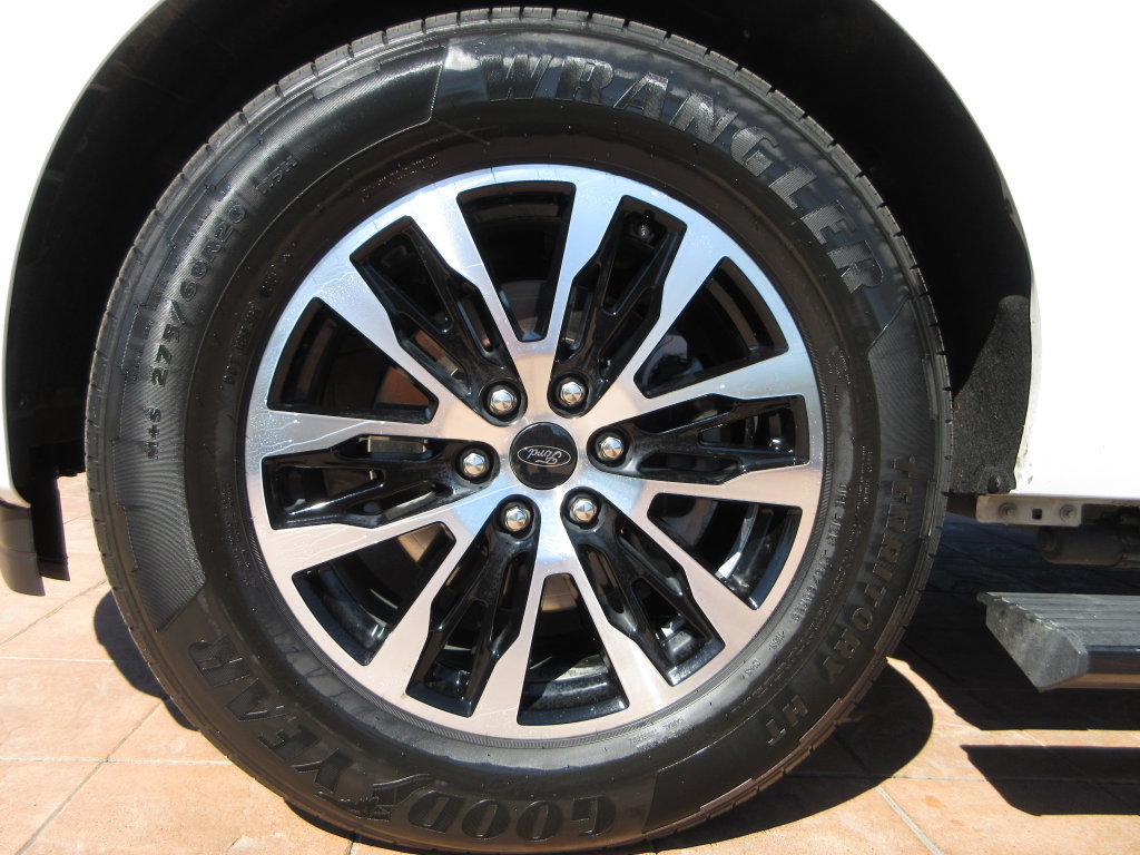 Certified 2025 Ford Expedition Max Platinum AWD/4WD image 9