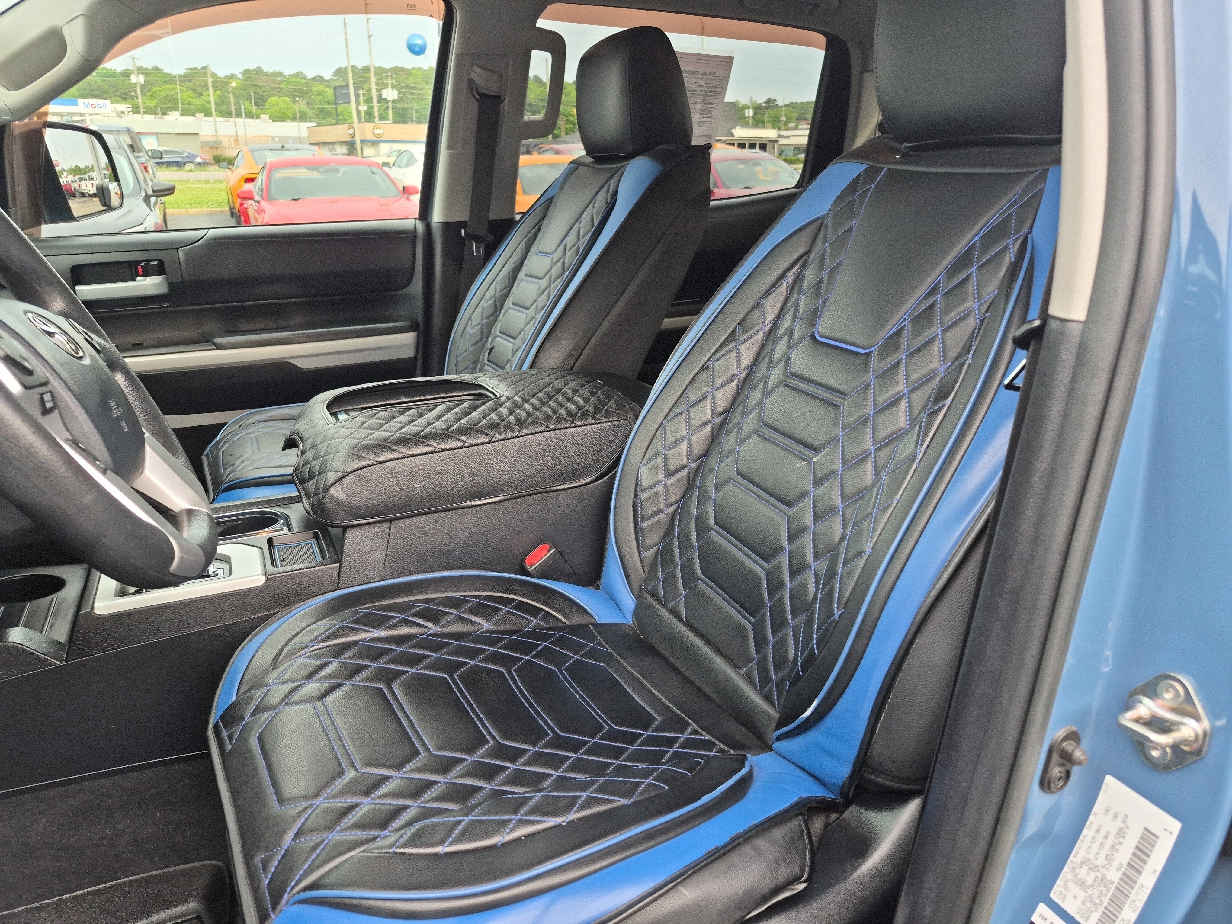 Used 2019 Toyota Tundra SR5 w/ SR5 Upgrade Package AWD/4WD image 15