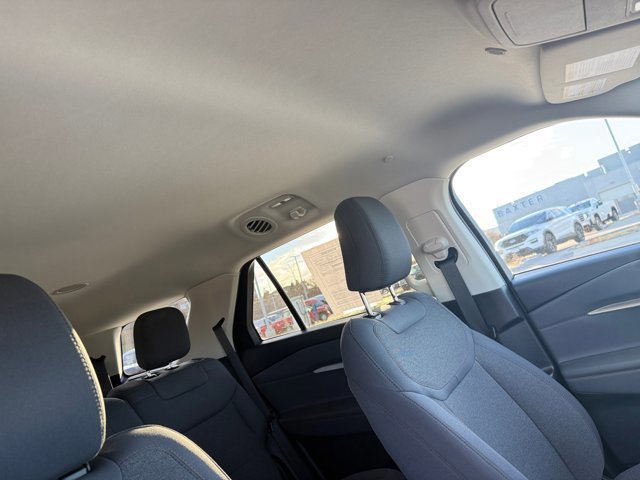 Certified 2025 Ford Explorer Active image 26