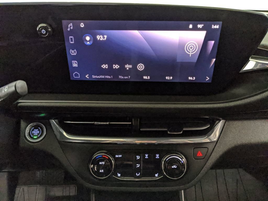 Used 2025 Buick Envista Preferred w/ Convenience I Package FWD image 8