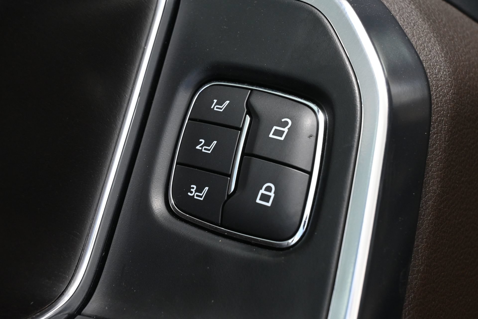 Certified 2025 Ford F150 King Ranch AWD/4WD image 15