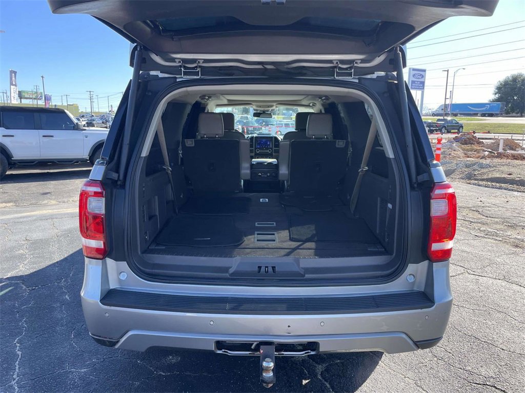 Certified 2021 Ford Expedition Max XLT image 10