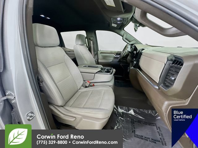 Used 2022 Chevrolet Silverado 1500 LT AWD/4WD image 31