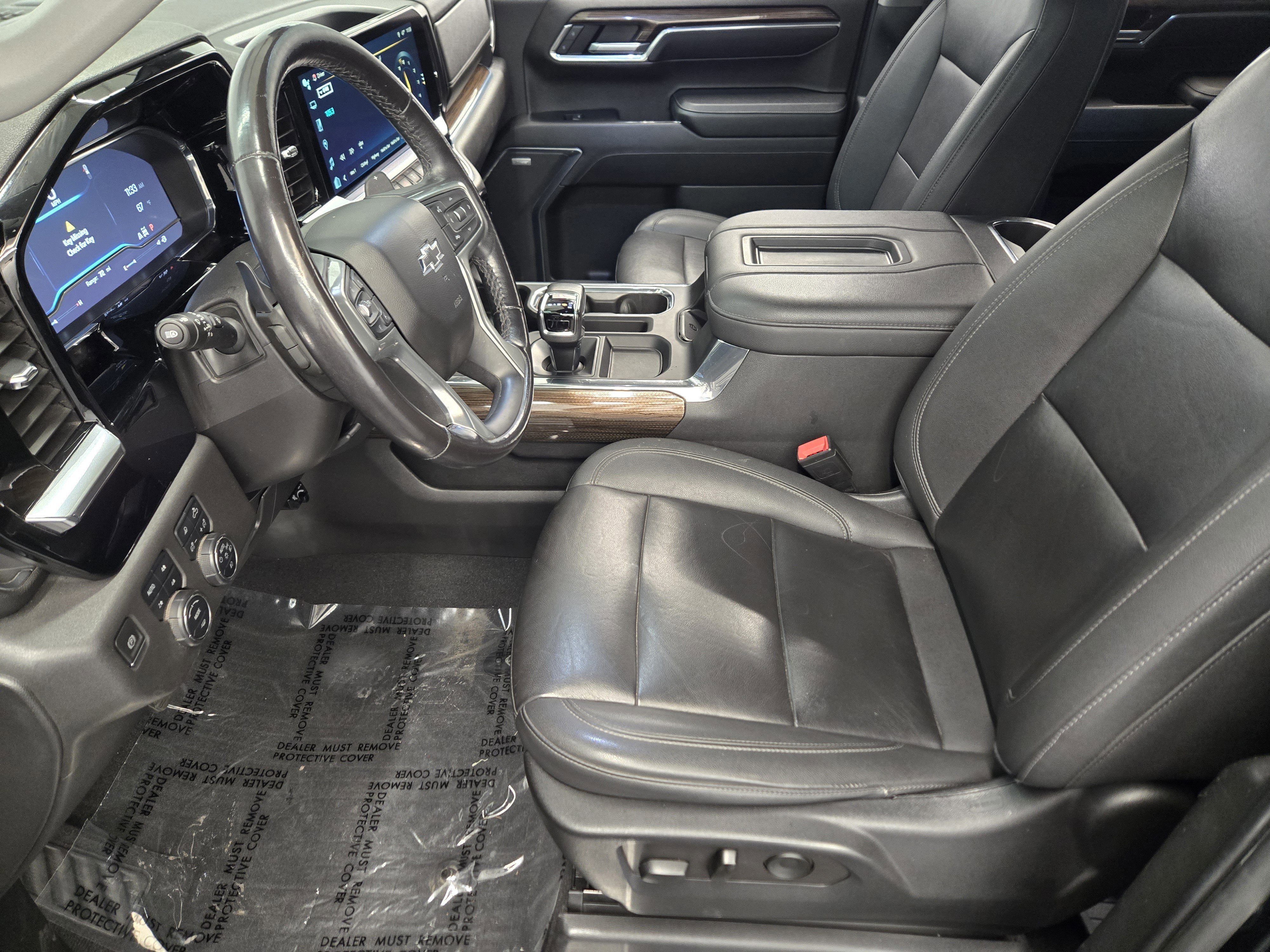 Used 2022 Chevrolet Silverado 1500 LT Trail Boss w/ Convenience Package II image 12