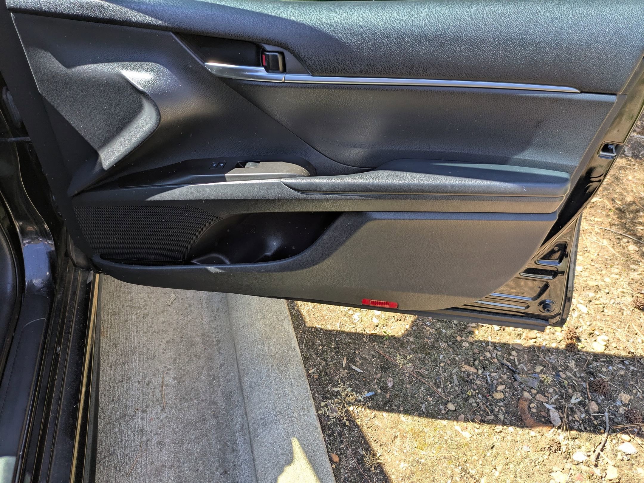 Used 2021 Toyota Camry SE image 33